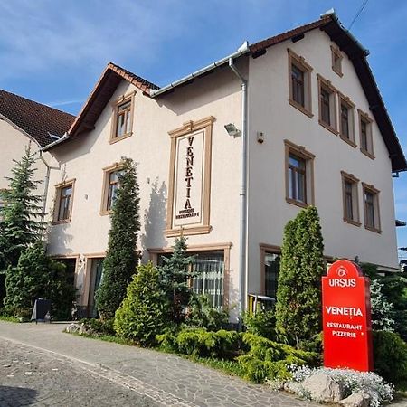Pensiunea Venetia Σιγκισοάρα Εξωτερικό φωτογραφία